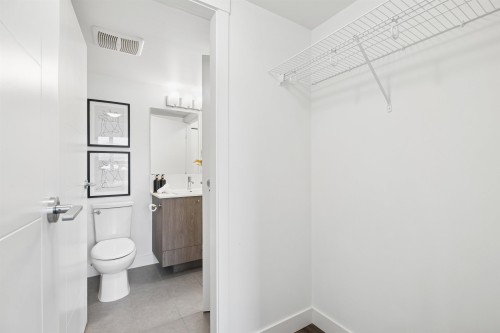 412-2525 Clarke Street, Port Moody, BC 