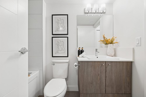 412-2525 Clarke Street, Port Moody, BC 