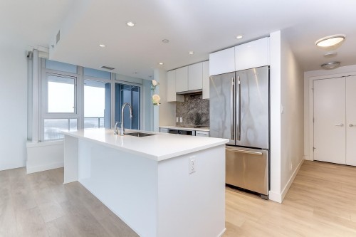 1702-8538 River District Crossing, Vancouver, BC 