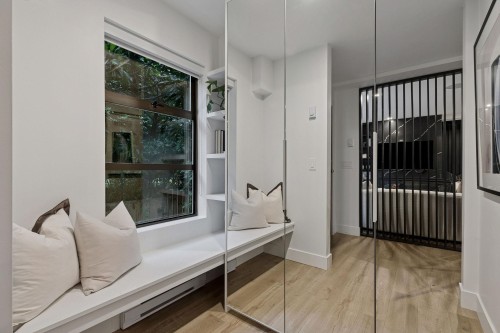 104-2119 Yew Street, Vancouver, BC 