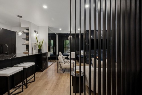 104-2119 Yew Street, Vancouver, BC 