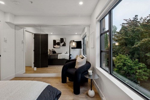 104-2119 Yew Street, Vancouver, BC 