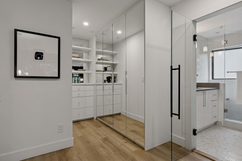 104-2119 Yew Street, Vancouver, BC 