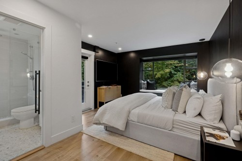 104-2119 Yew Street, Vancouver, BC 