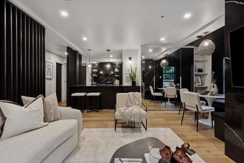 104-2119 Yew Street, Vancouver, BC 