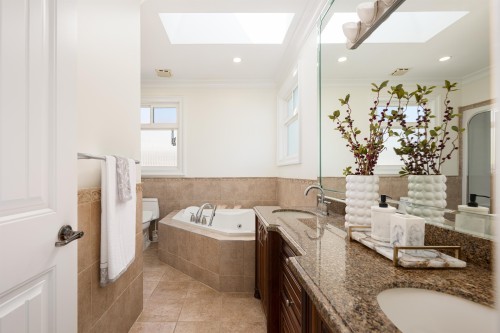 7451 Bates Road, Richmond, BC 