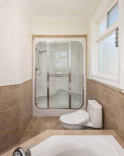 7451 Bates Road, Richmond, BC 