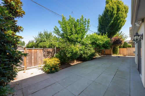 7451 Bates Road, Richmond, BC 