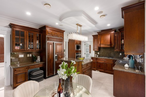 7451 Bates Road, Richmond, BC 