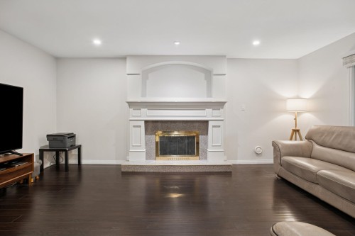 6080 Granville Avenue, Richmond, BC 