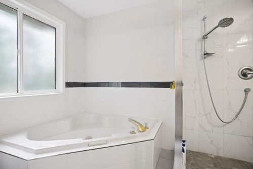 6080 Granville Avenue, Richmond, BC 