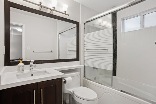 6080 Granville Avenue, Richmond, BC 