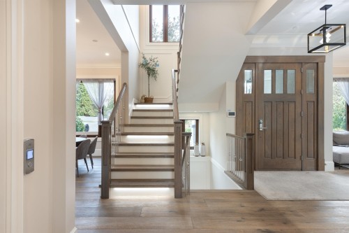 5637 Laburnum Street, Vancouver, BC 