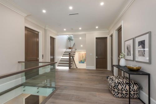 5637 Laburnum Street, Vancouver, BC 