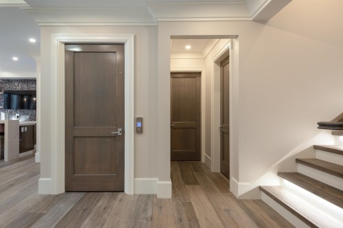 5637 Laburnum Street, Vancouver, BC 