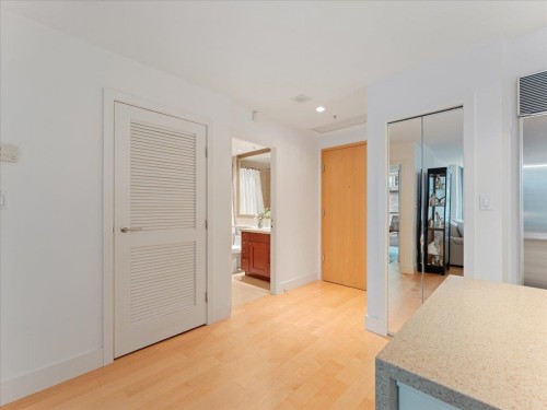 1008-590 Nicola Street, Vancouver, BC 