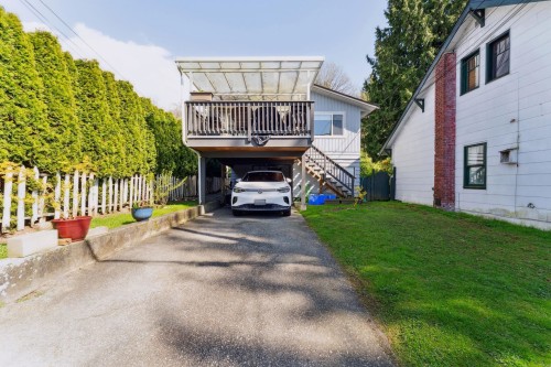 1949 Mahon Avenue, North Vancouver, BC 