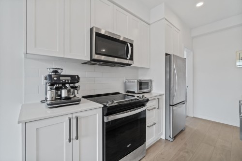 301-808 Gauthier Avenue, Coquitlam, BC 