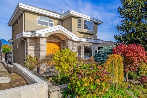 1627 34Th Avenue E, Vancouver, BC 