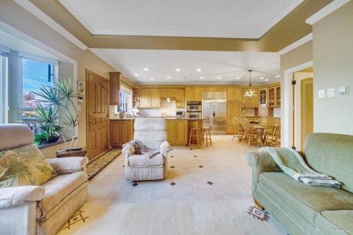 1627 34Th Avenue E, Vancouver, BC 