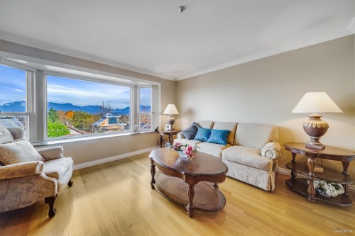 1627 34Th Avenue E, Vancouver, BC 