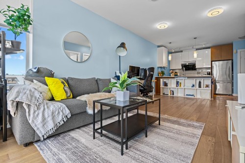 2011-5511 Hollybridge Way, Richmond, BC 