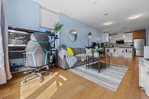 2011-5511 Hollybridge Way, Richmond, BC 