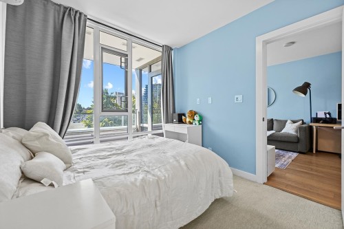 2011-5511 Hollybridge Way, Richmond, BC 