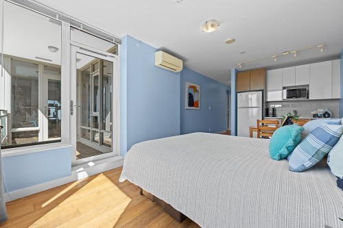 2011-5511 Hollybridge Way, Richmond, BC 