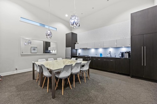 2011-5511 Hollybridge Way, Richmond, BC 