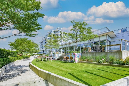 2011-5511 Hollybridge Way, Richmond, BC 