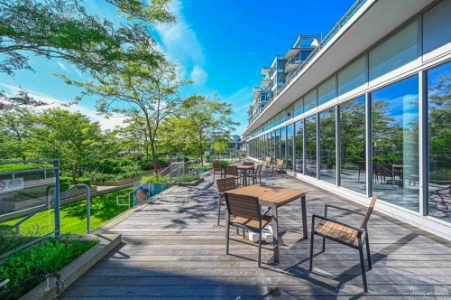 2011-5511 Hollybridge Way, Richmond, BC 