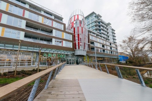 2011-5511 Hollybridge Way, Richmond, BC 