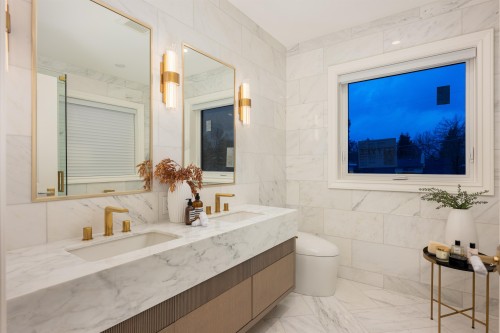 2181 20Th Avenue W, Vancouver, BC 