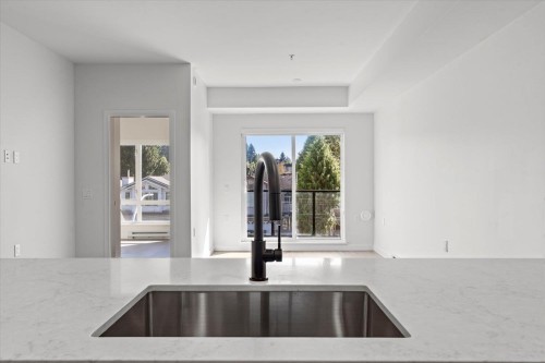 207-2277 Hawthorne Avenue, Port Coquitlam, BC 