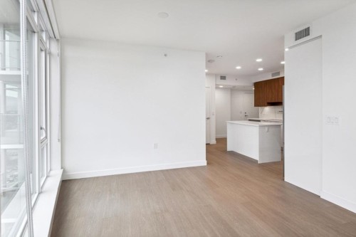 1808-7683 Park Crescent, Burnaby, BC 