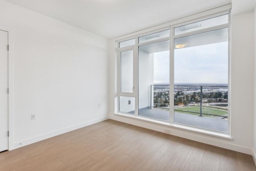 1808-7683 Park Crescent, Burnaby, BC 