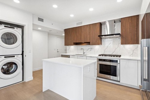 1808-7683 Park Crescent, Burnaby, BC 