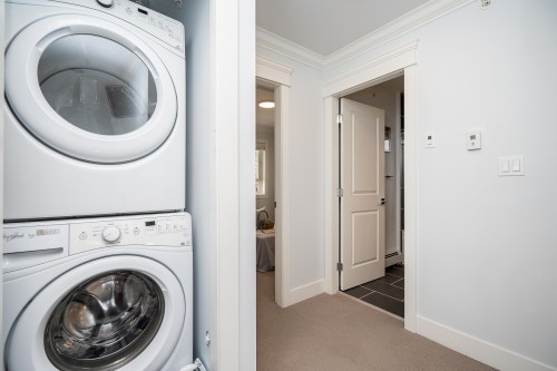 201-3488 Sefton Street, Port Coquitlam, BC 