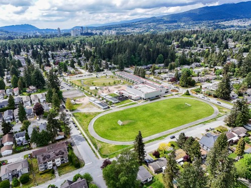 201-3488 Sefton Street, Port Coquitlam, BC 