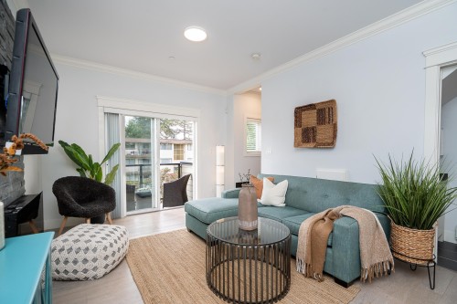 201-3488 Sefton Street, Port Coquitlam, BC 