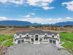 18782 Old Dewdney Trunk Road  Pitt Meadows, BC V3Y 2R9