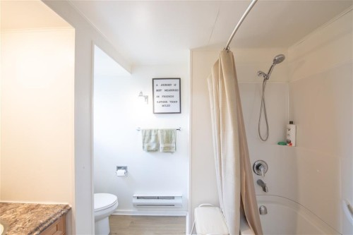 5662 Booth Avenue, Burnaby, BC 