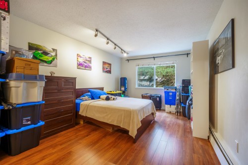 304-327 2Nd Street W, North Vancouver, BC 