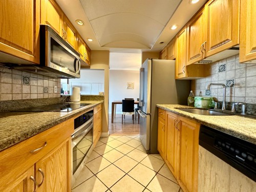 1106-6595 Willingdon Ave, Burnaby, BC 