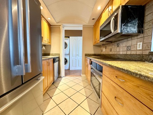 1106-6595 Willingdon Ave, Burnaby, BC 