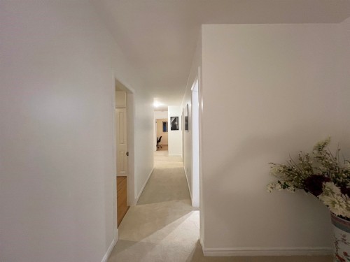 3791 Southridge Avenue, West Vancouver, BC 