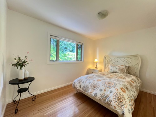 3791 Southridge Avenue, West Vancouver, BC 