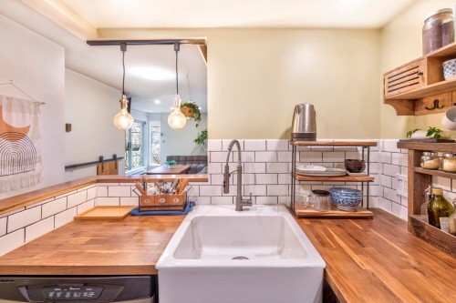 204-1082 8Th Avenue W, Vancouver, BC 