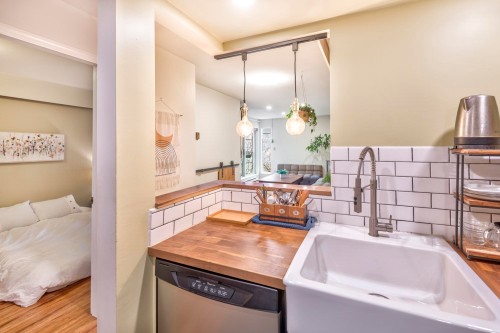 204-1082 8Th Avenue W, Vancouver, BC 